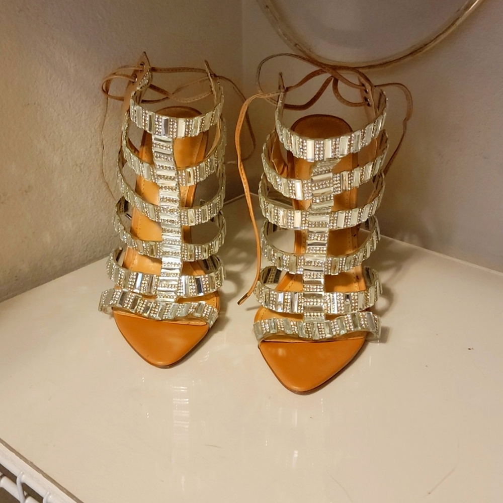 JAYDINNE size 7.5